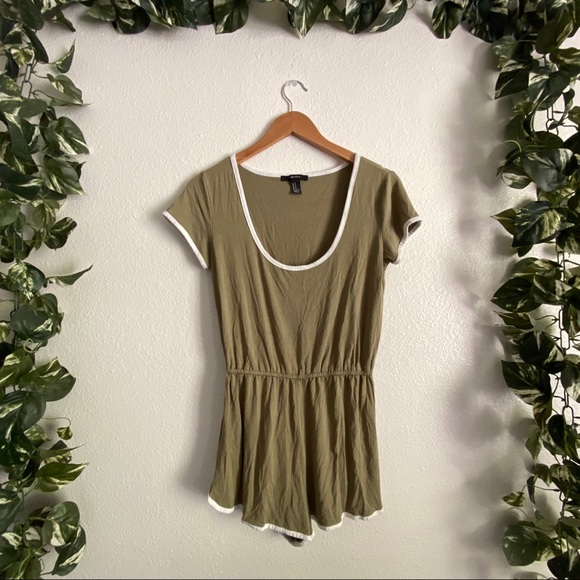 Forever 21 Dresses & Skirts - 🎉Sale🎉Forever 21 Romper Green